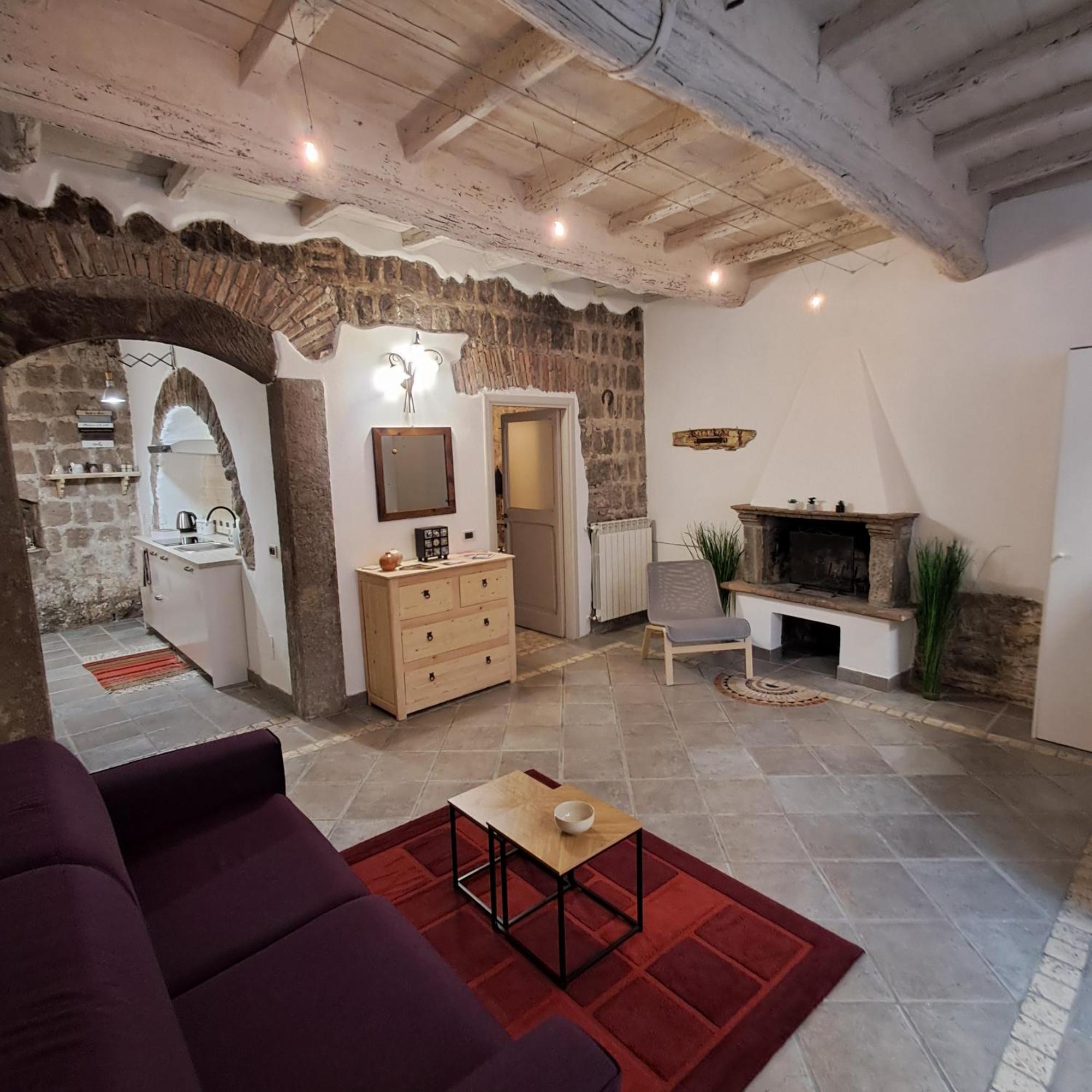 Pettinara 21 Apartment Viterbo Exterior photo