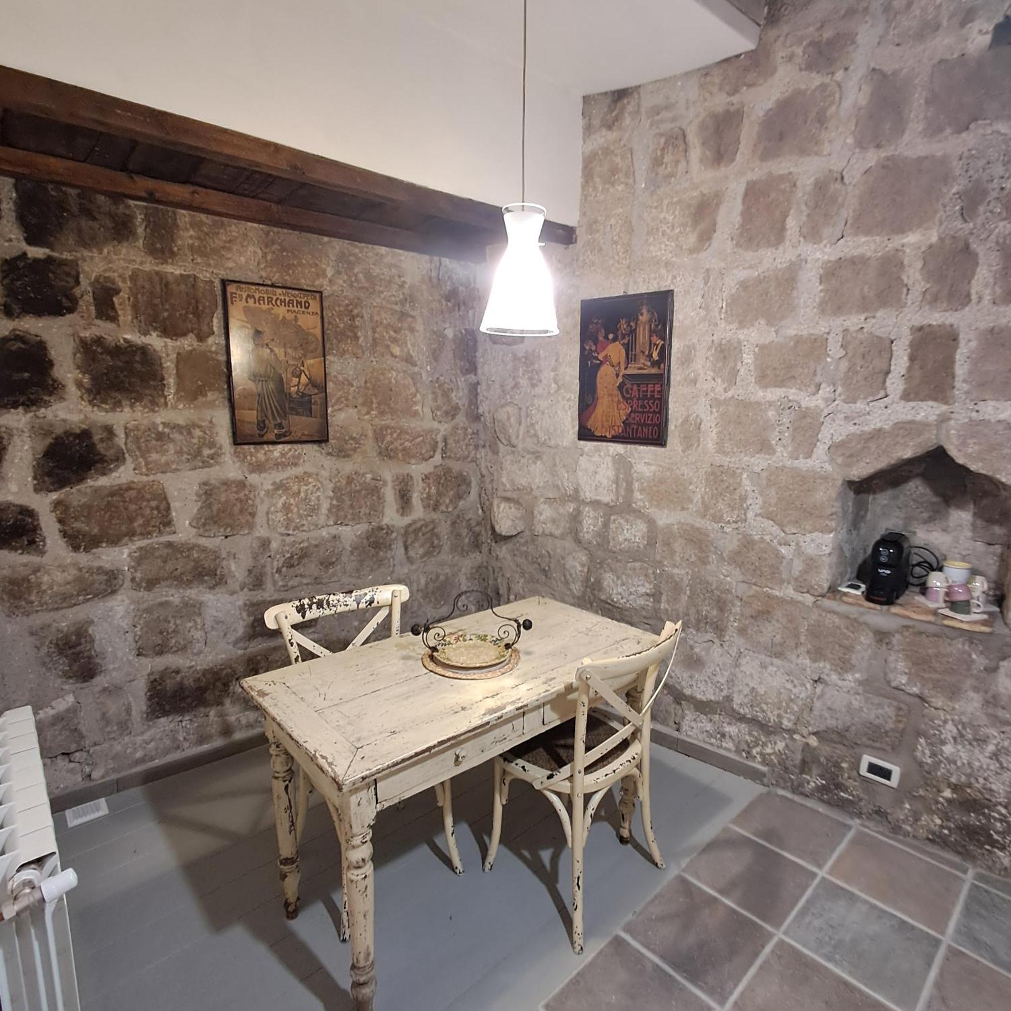 Pettinara 21 Apartment Viterbo Exterior photo